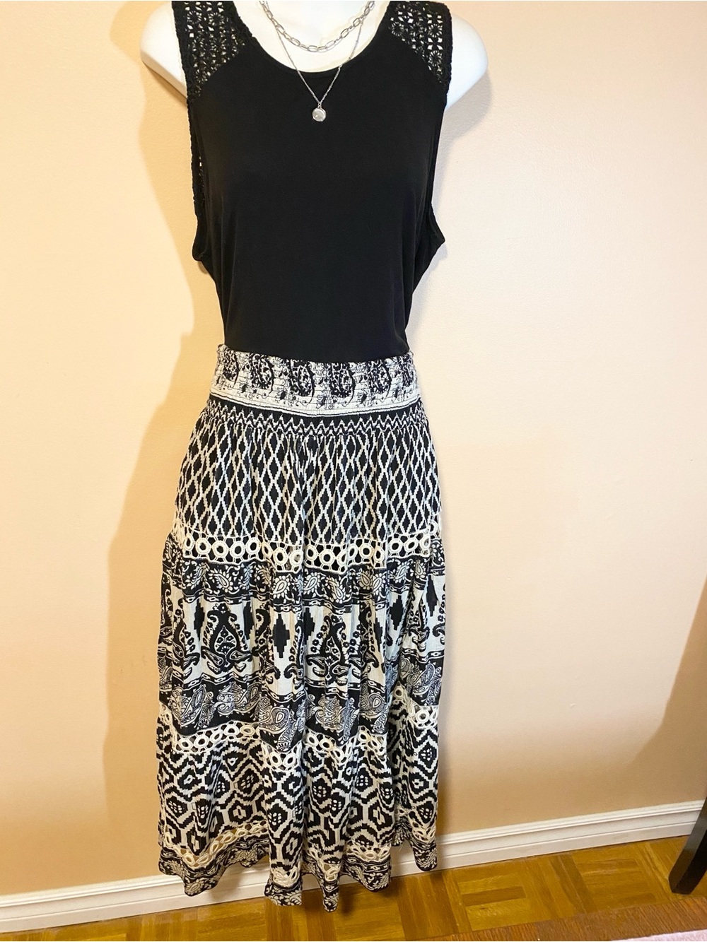 XL Black & Cream Boho Printed Maxi Skirt Rayon & Cotton by Suzy Shier